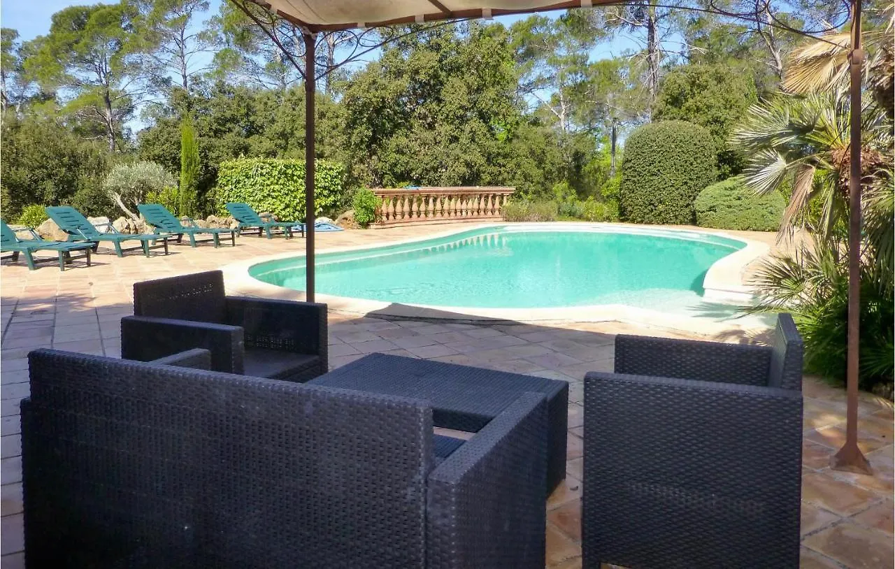 6 Bedroom Awesome Home In Entrecasteaux 0*,  France
