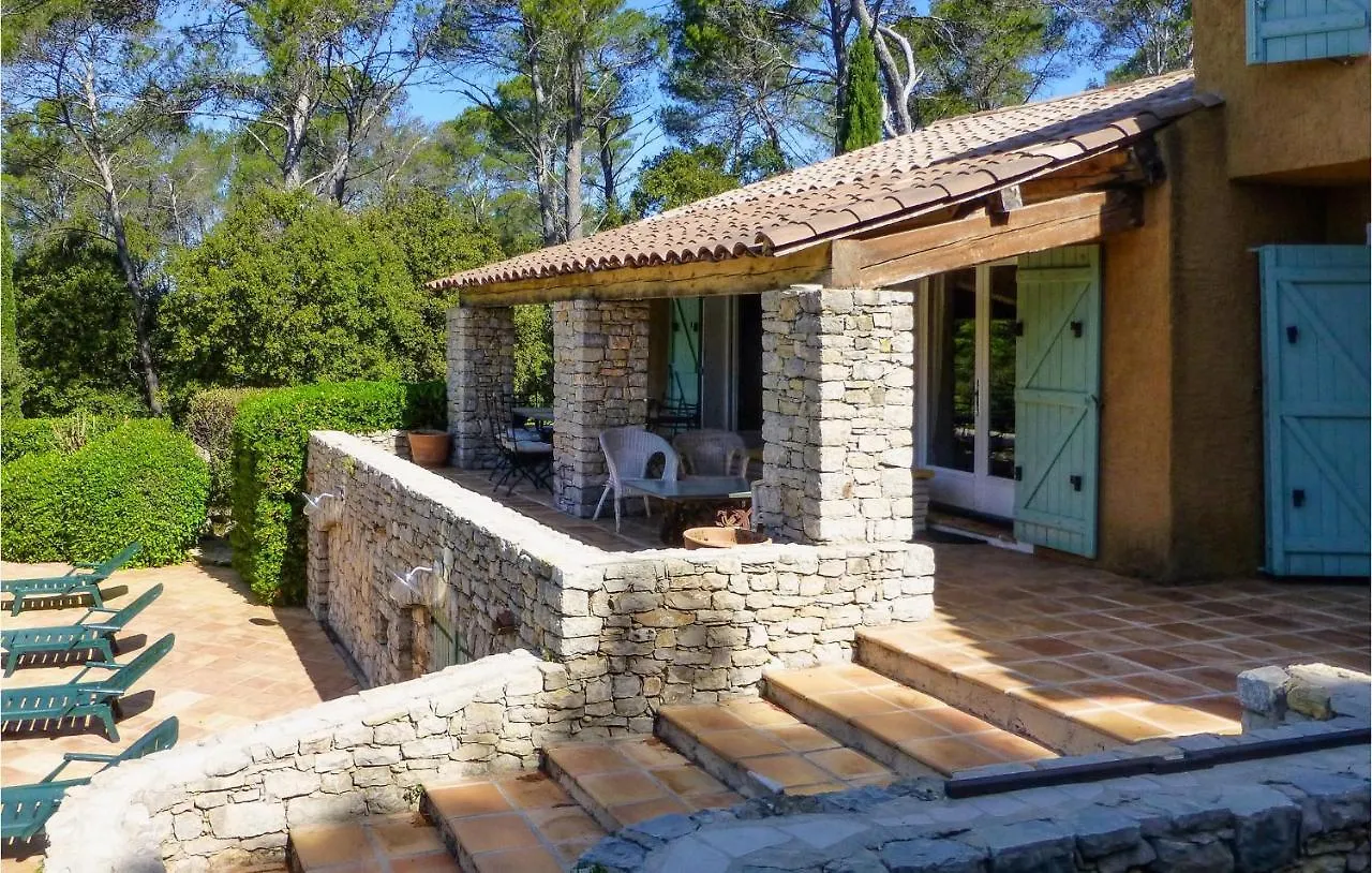 Holiday home 6 Bedroom Awesome Home In Entrecasteaux France