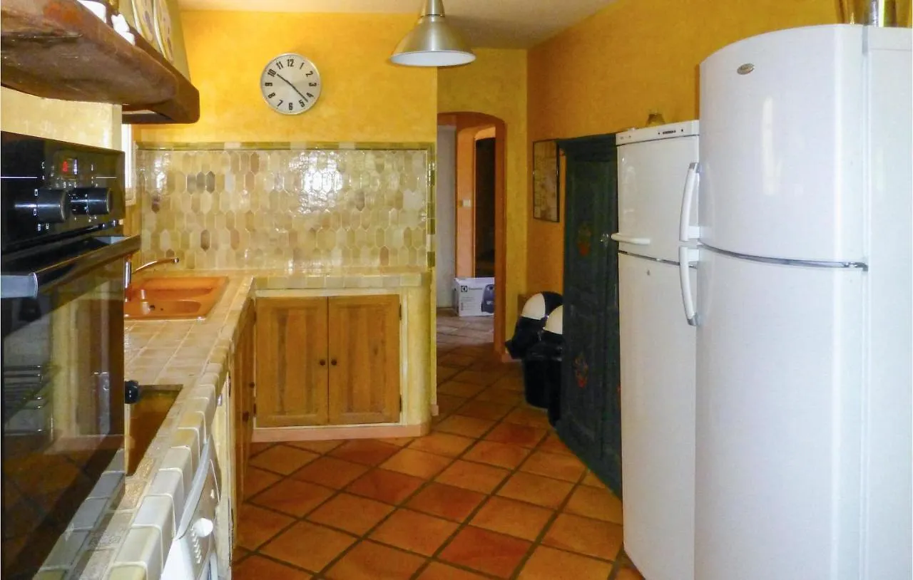 6 Bedroom Awesome Home In Entrecasteaux Holiday home