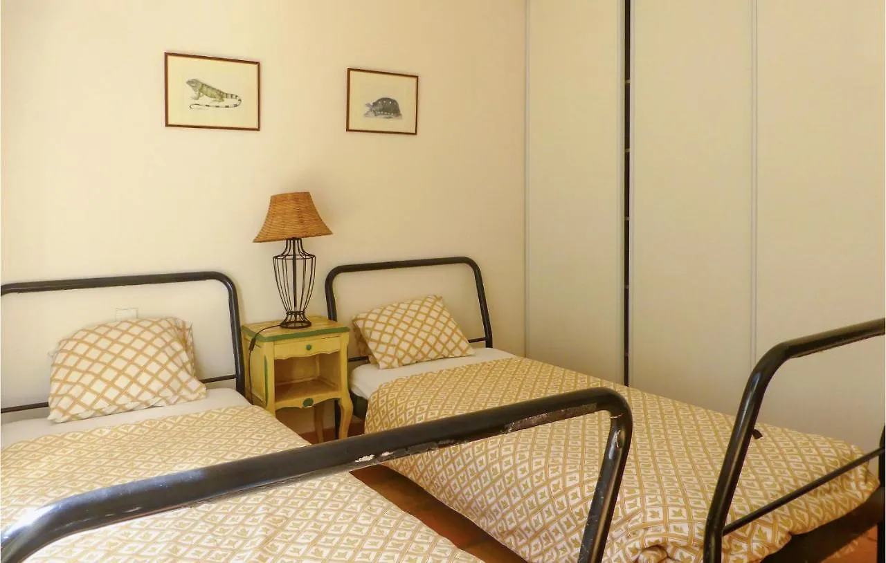 6 Bedroom Awesome Home In Entrecasteaux