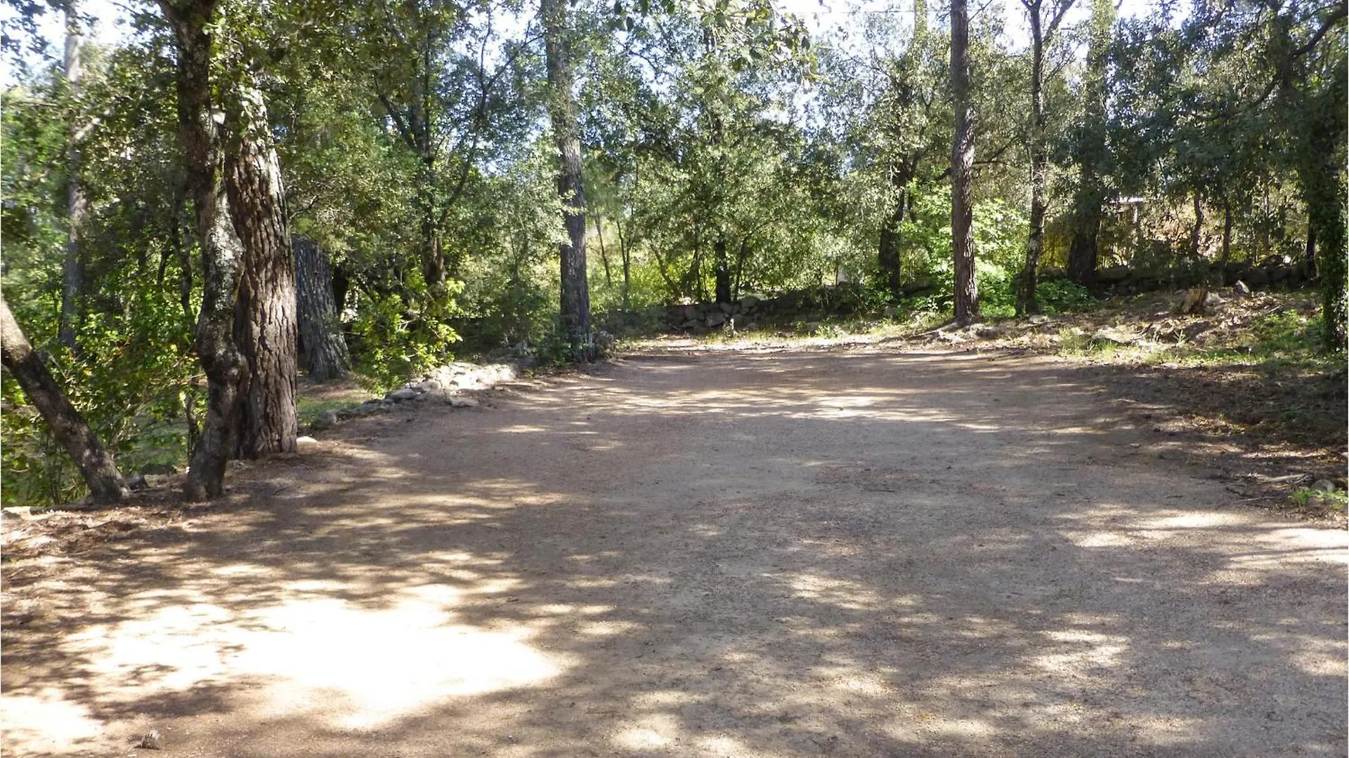 6 Bedroom Awesome Home In Entrecasteaux France