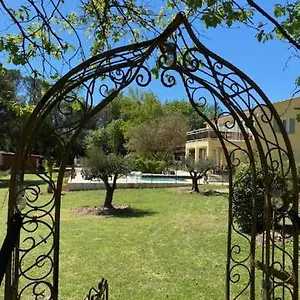  Bed & Breakfast L'eveil En Provence